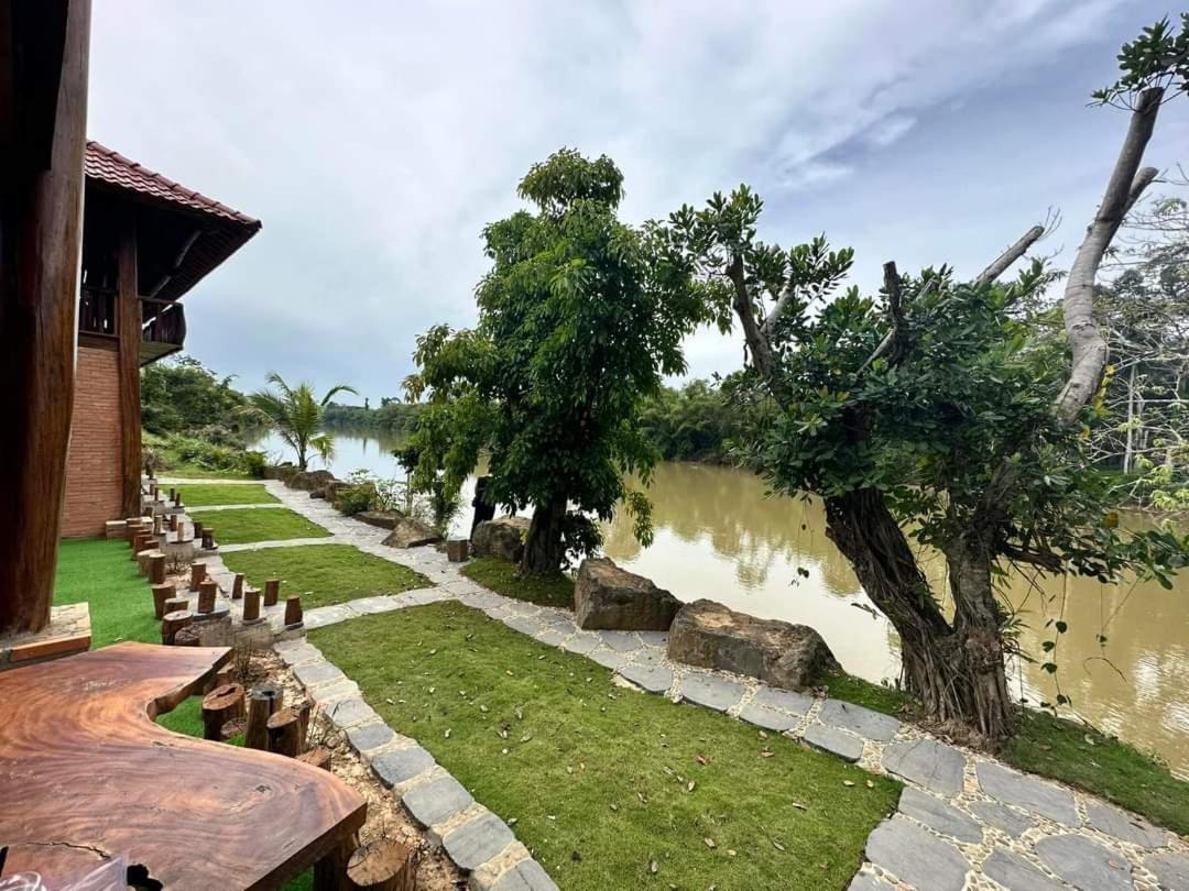 Floor River View Кат Тиен Екстериор снимка